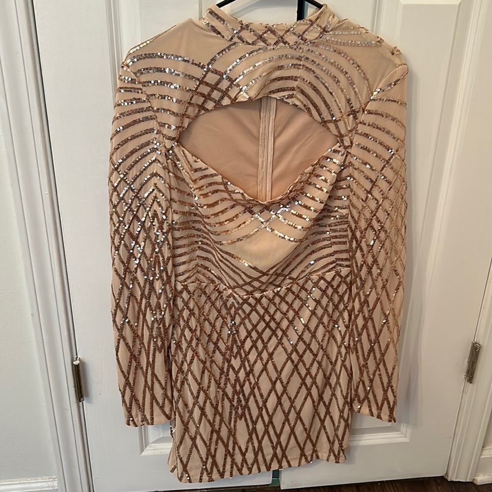 Gold sequin party dress. FashionNova size xl fits more like a large.